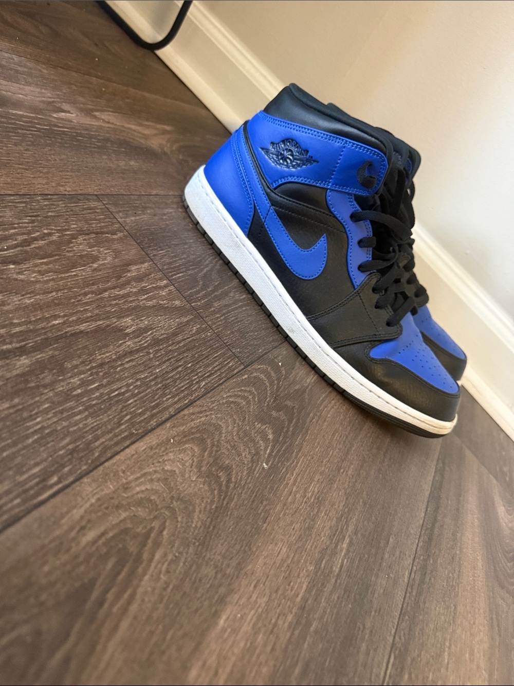 Nike Air Jordan 1 Mid - Black & Royal Blue - Picture 4 of 7